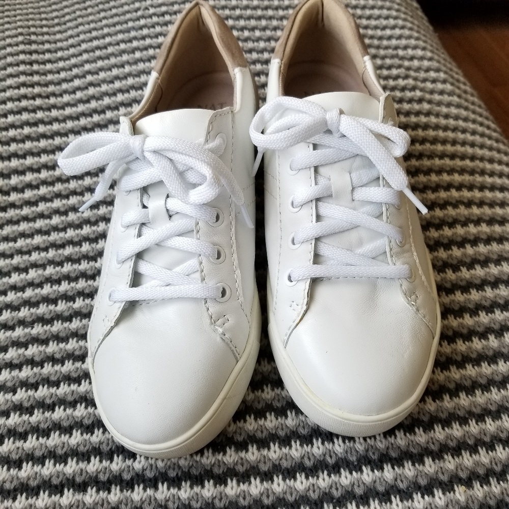Naturalizer | Morrison white leather sneakers EUC